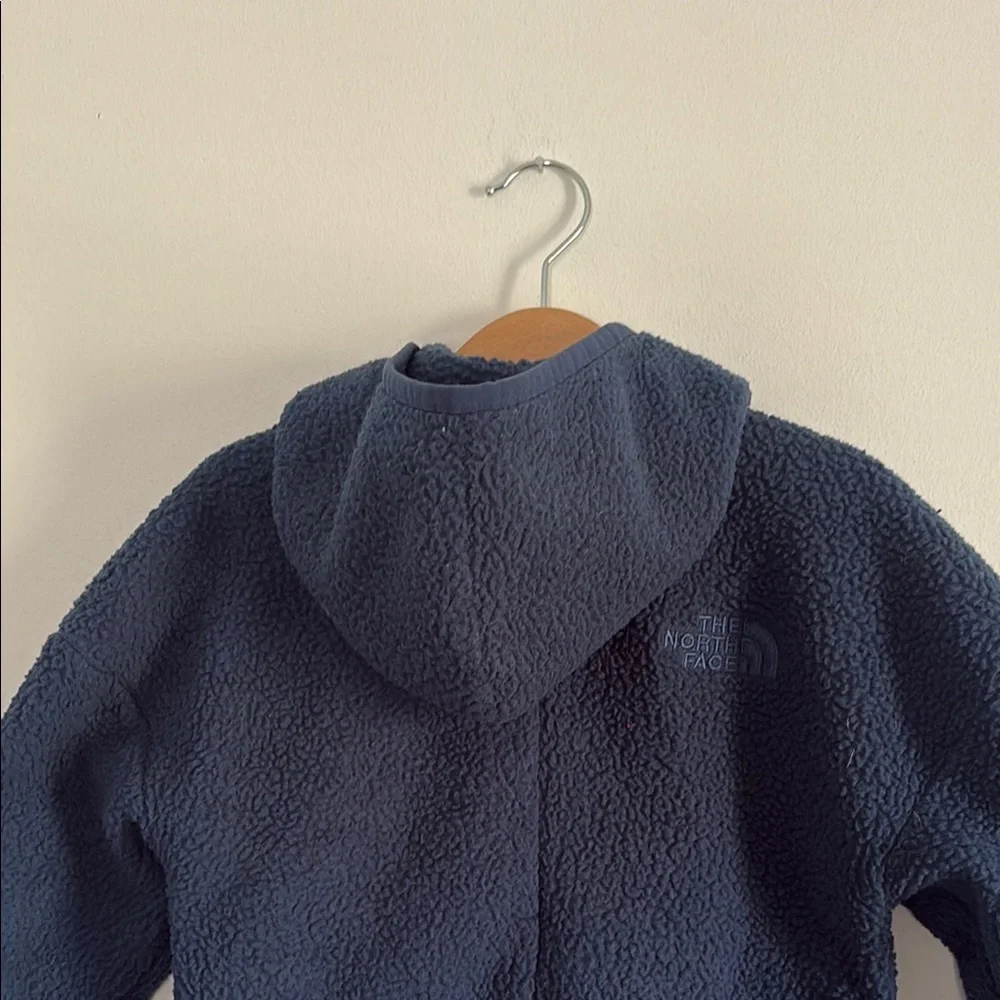 The North Face Navy Fleece Jacket - Picture 3 of 5